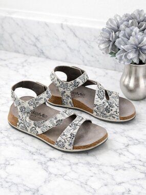 Take Me Spain Floral Leather Comfort Sandals EU 37 Cork Footbed  Size 6.5